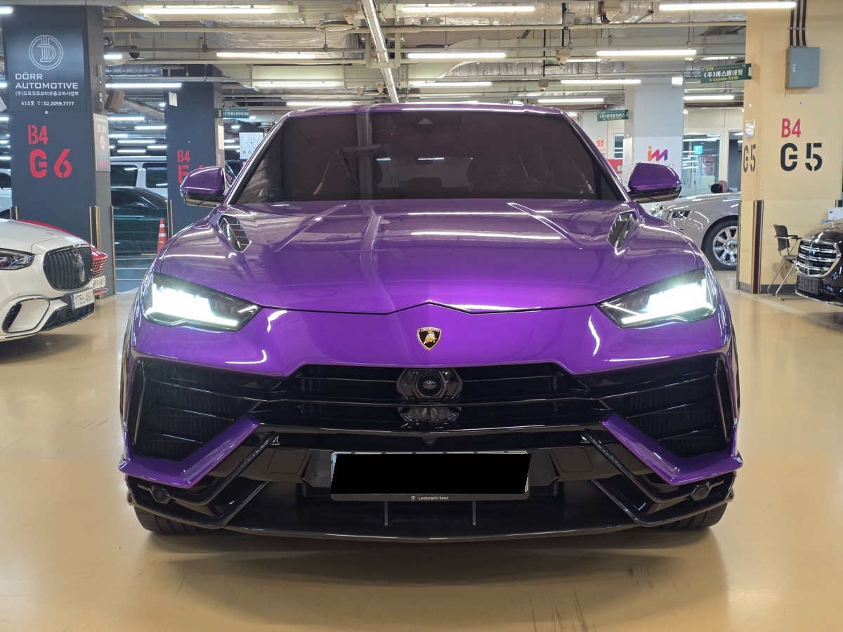 Lamborghini Urus, 2023 — фото 4 из 12