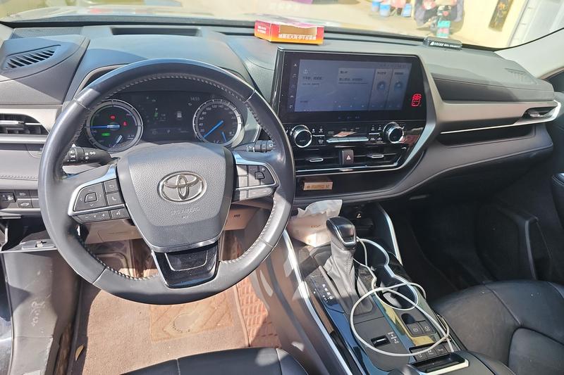 Toyota Highlander, 2021 — фото 6 из 11