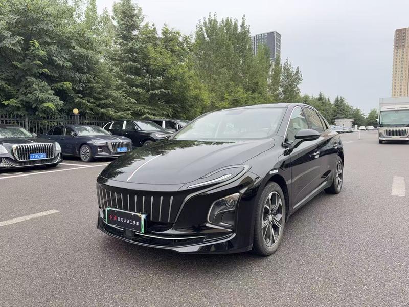 Hongqi E-QM5, 2024 — купить в Кирове под ключ