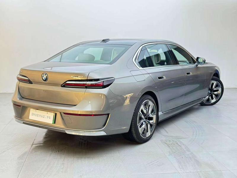 BMW i7, 2022 — фото 5 из 12