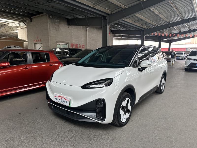 BAIC Arcfox Kaola, 2024 — купить в Уфе под ключ