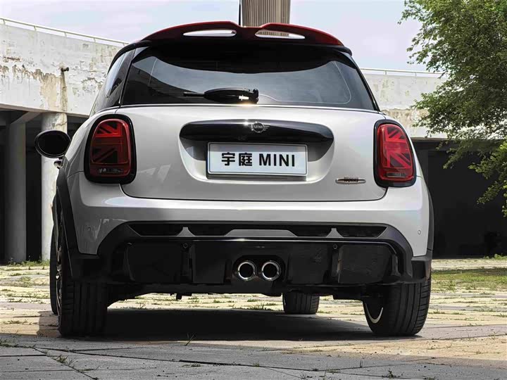 Mini Mini JCW, 2021 — фото 4 из 9