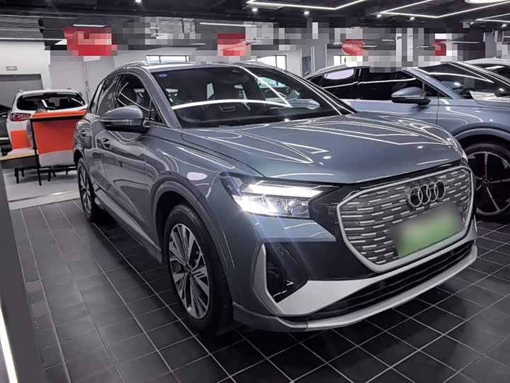 Audi Q4 e-tron, 2024 — фото 4 из 9