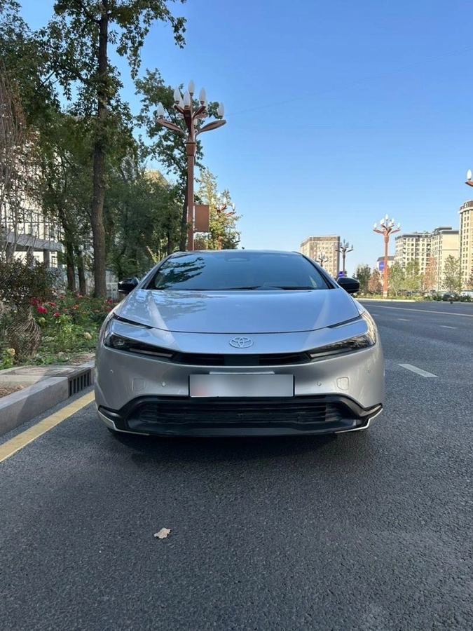 Toyota Prius, 2024