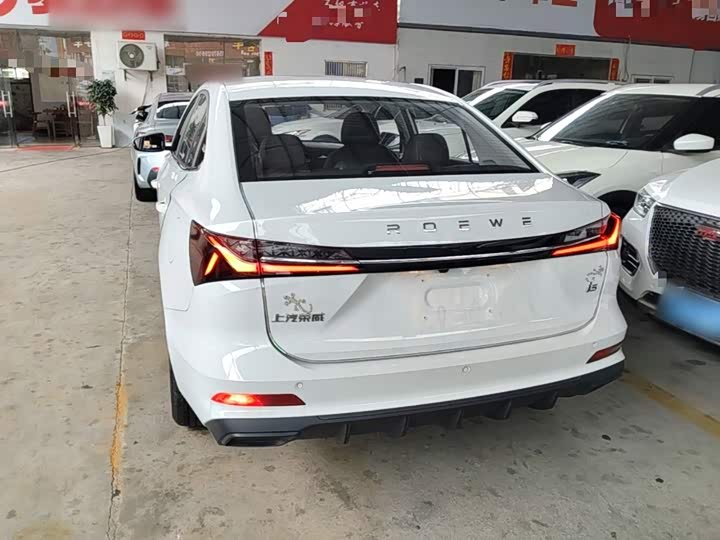 Roewe i5, 2025 — фото 6 из 9