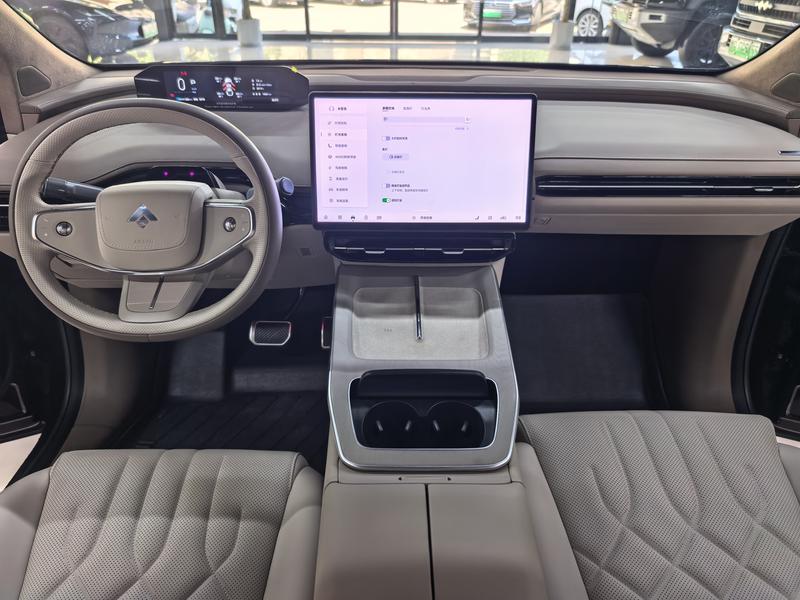 GAC Hyptec HT, 2025 — фото 9 из 12