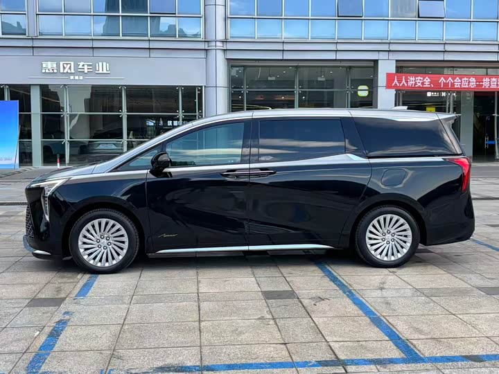 Buick GL8 Century, 2023 — фото 7 из 9