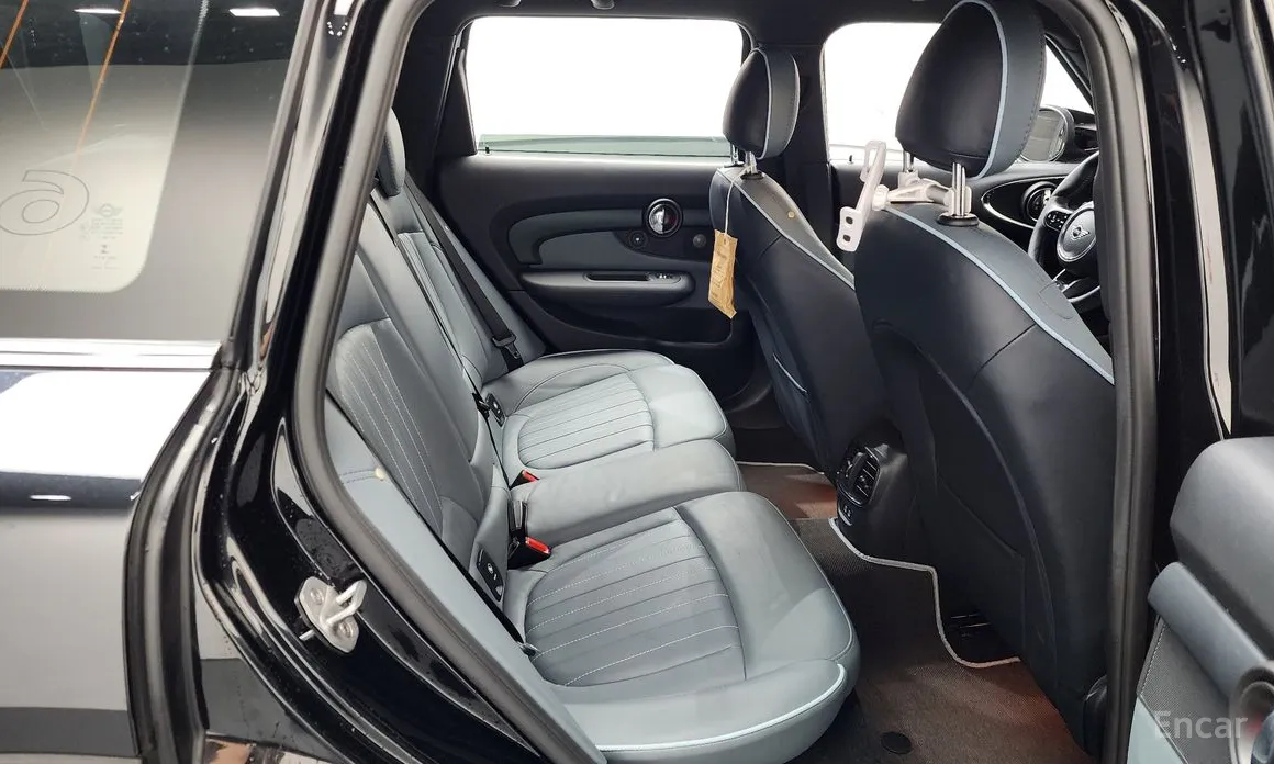 Mini Clubman, 2023 — фото 11 из 12