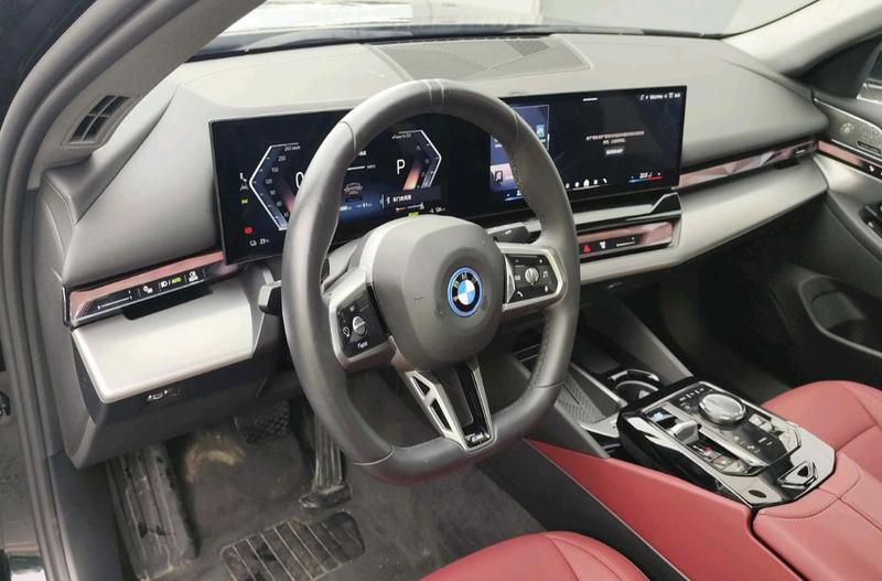 BMW i5, 2025 — фото 6 из 12