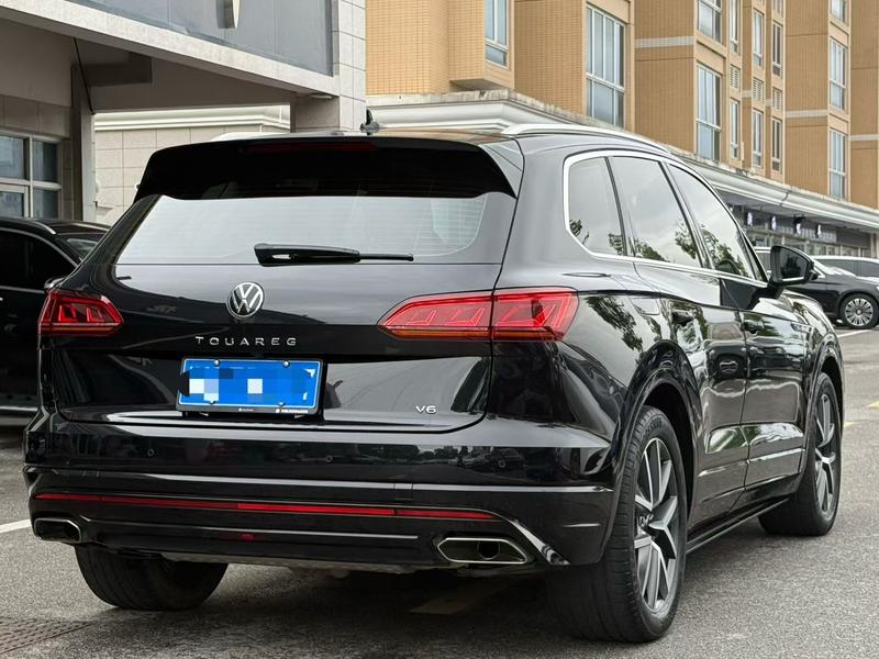 Volkswagen Touareg, 2023 — фото 5 из 9