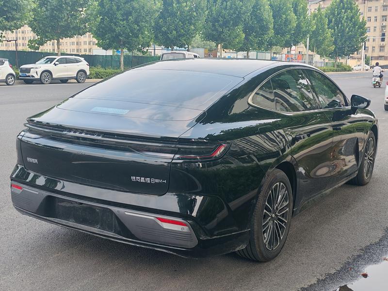 Geely Galaxy Starshine 8 EM-i, 2025 — фото 6 из 10