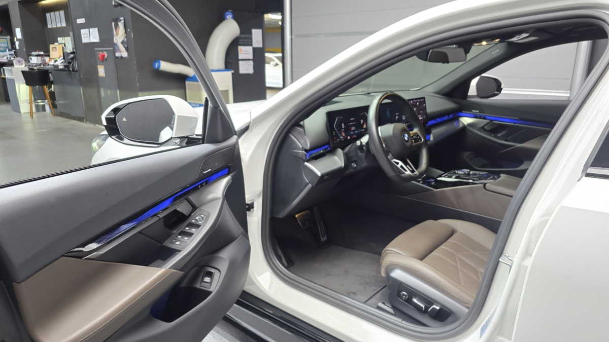 BMW 5 Series, 2024 — фото 9 из 12