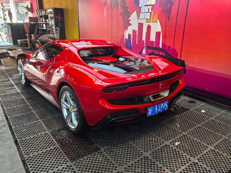 Ferrari 296, 2023 — фото 3 из 8