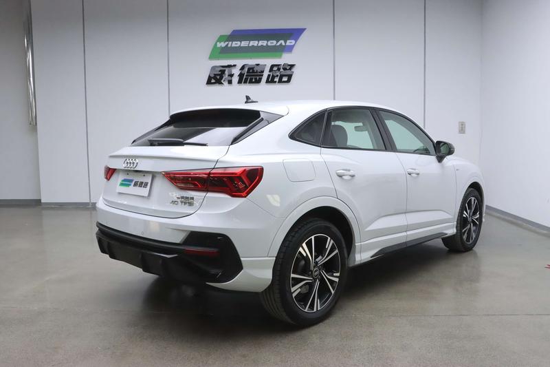 Audi Q3 Sportback, 2022 — фото 6 из 12