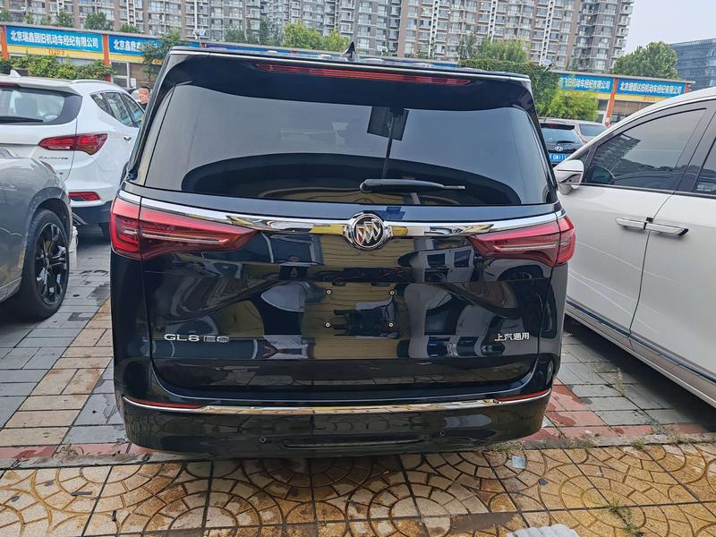Buick GL8 ES, 2023 — фото 3 из 10