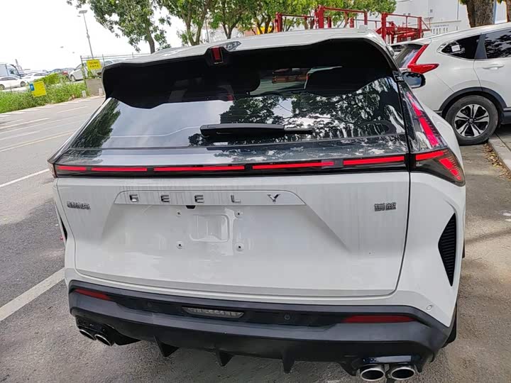 Geely Atlas, 2023 — фото 6 из 9