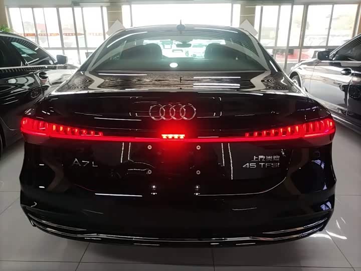 Audi A7L, 2026 — фото 6 из 9