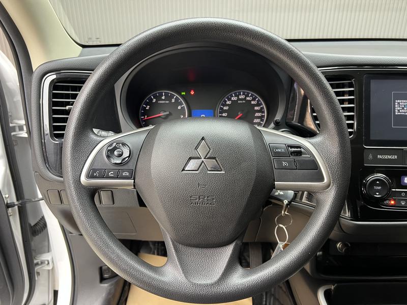 Mitsubishi Outlander, 2023 — фото 9 из 12