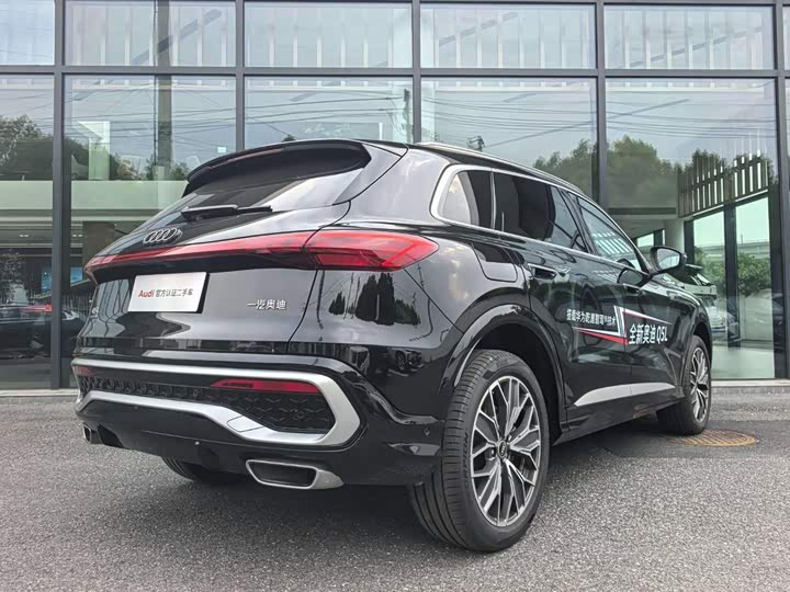 Audi Q5L, 2025 — фото 3 из 9