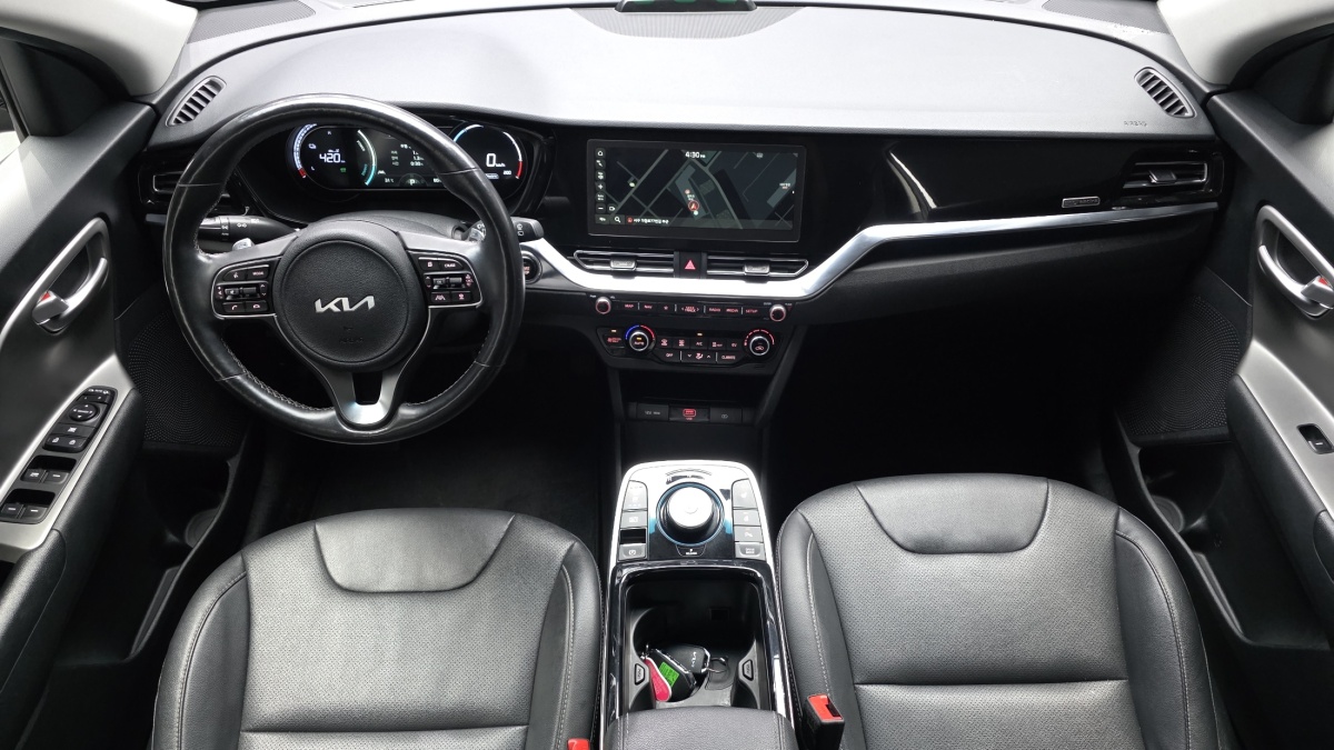 Kia Niro, 2022 — фото 6 из 12