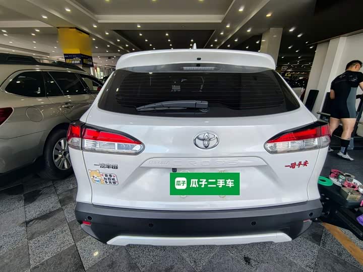 Toyota Corolla Cross, 2022 — фото 6 из 9