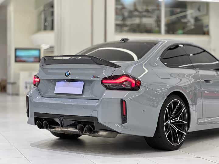 BMW M2, 2024 — фото 8 из 9