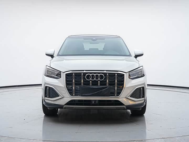 Audi Q2L, 2023 — фото 2 из 9