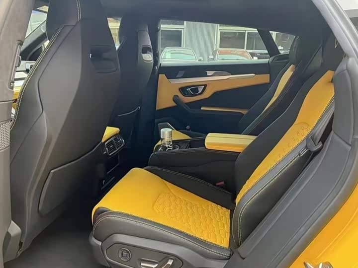 Lamborghini Urus, 2021 — фото 9 из 9