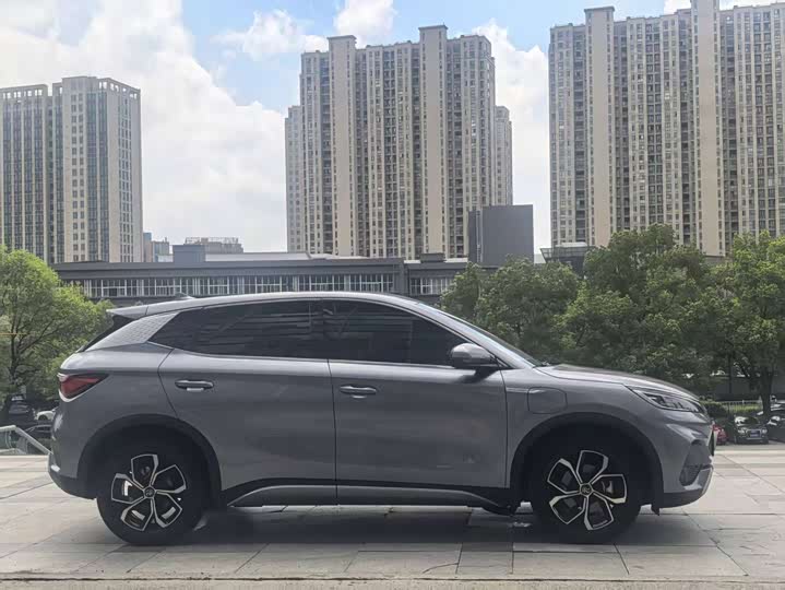 BYD Yuan Plus, 2022 — фото 4 из 9