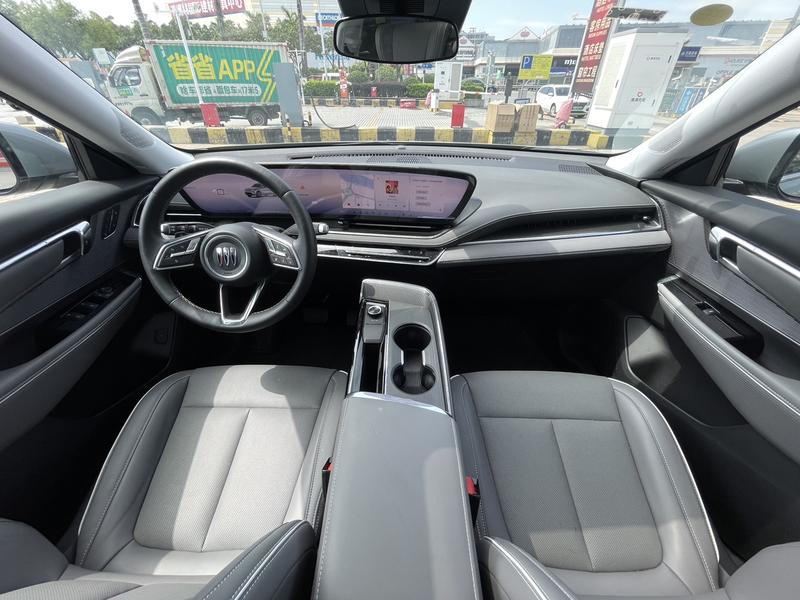 Buick Electra E5, 2025 — фото 9 из 12