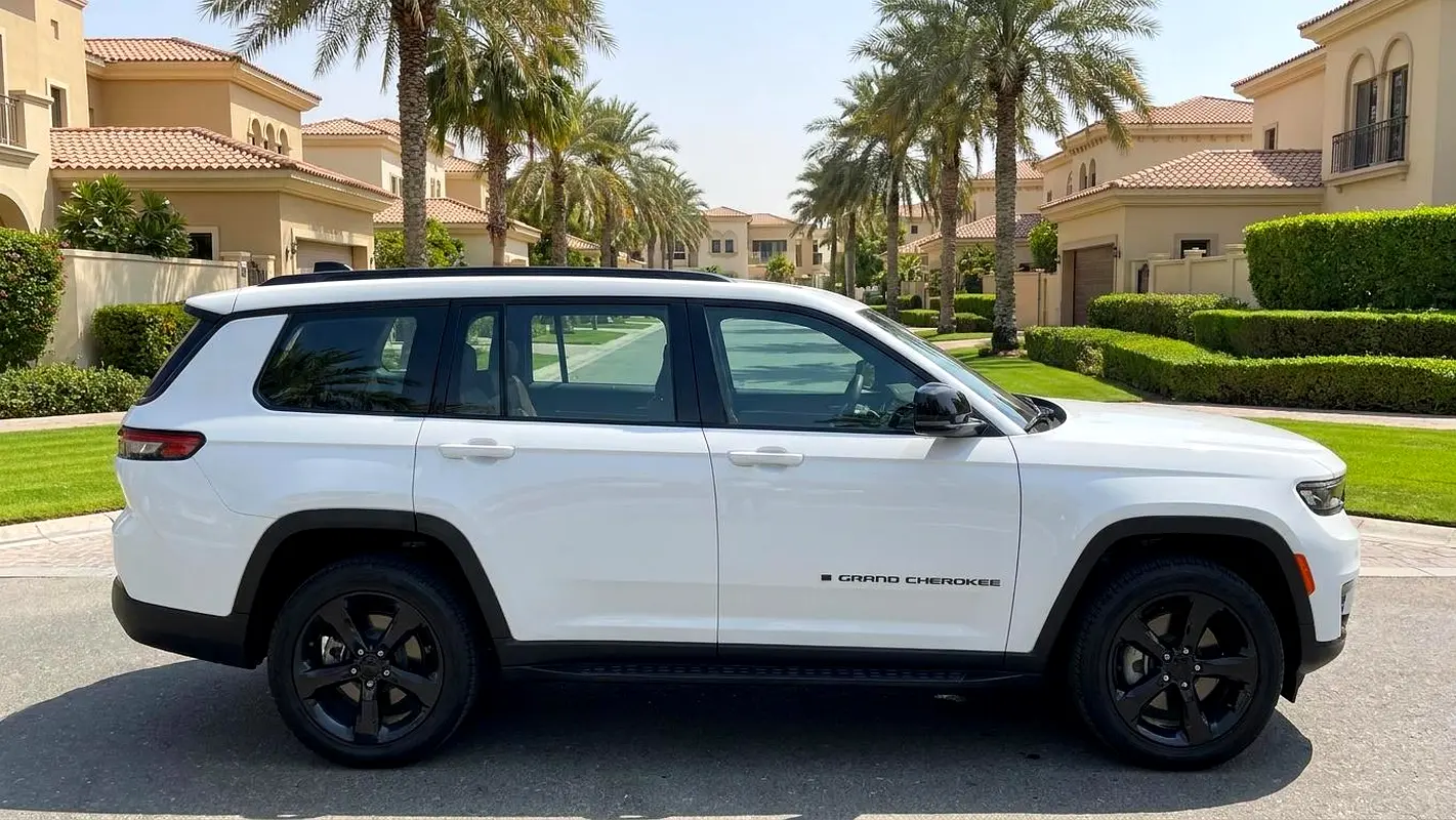 Jeep Grand Cherokee, 2024 — фото 5 из 10