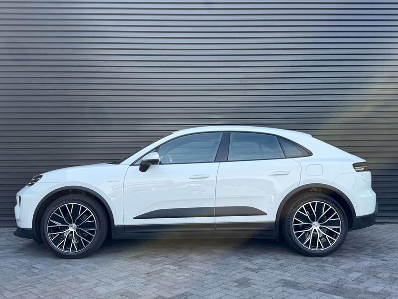 Porsche Macan EV, 2025 — фото 4 из 12