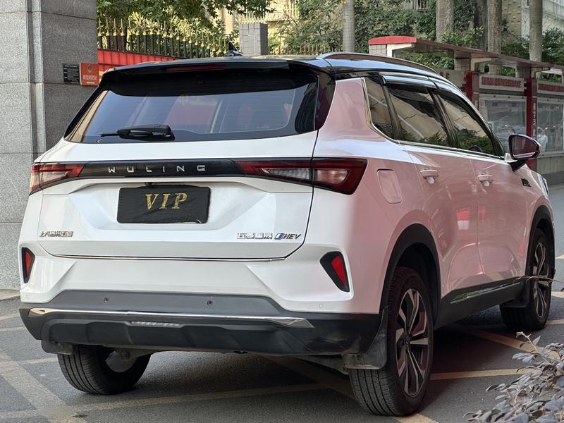 Wuling Asta, 2022 — фото 4 из 12
