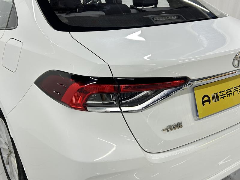 Toyota Corolla, 2022 — фото 10 из 12