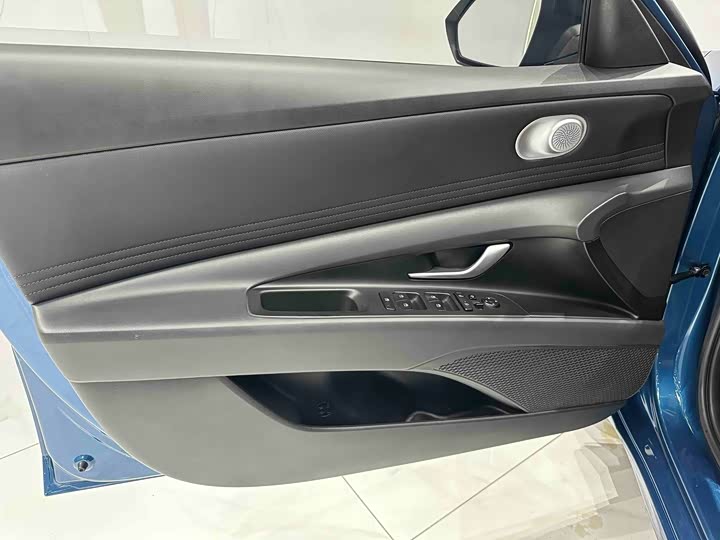 Hyundai Elantra N line, 2022 — фото 8 из 9