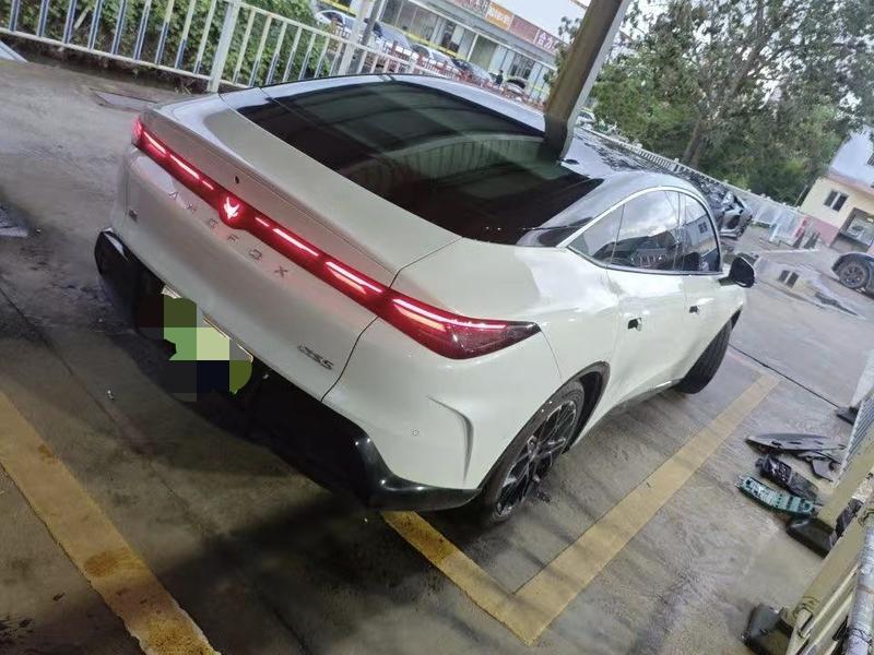 BAIC Arcfox Alpha S5, 2026 — фото 4 из 9