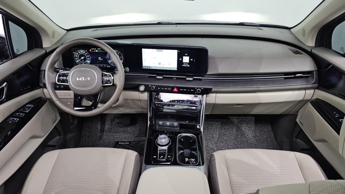Kia Carnival, 2022 — фото 6 из 12