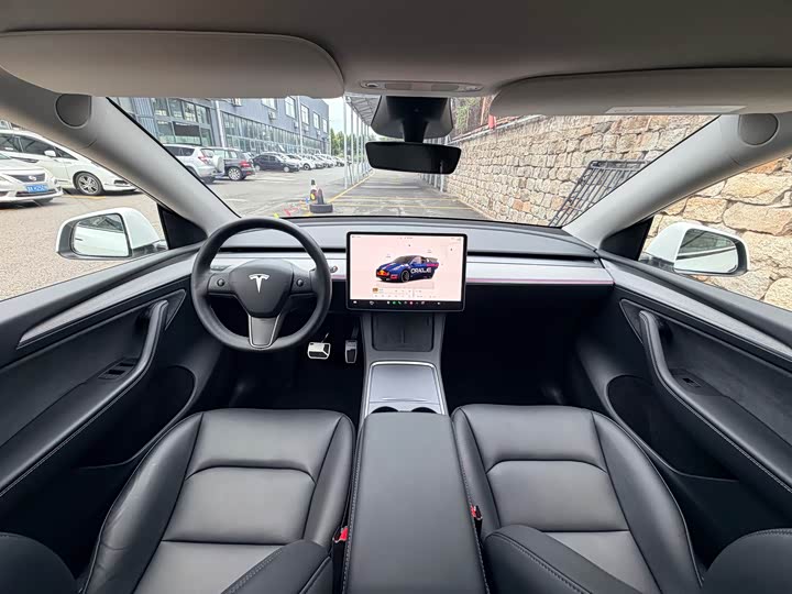 Tesla Model Y, 2024 — фото 5 из 9