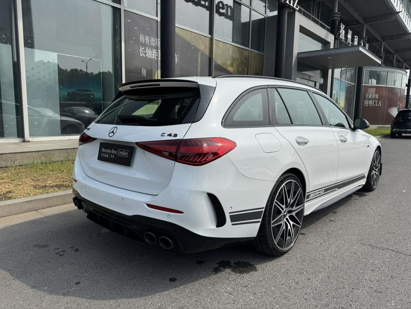 Mercedes-Benz C-Class AMG, 2025 — фото 7 из 12