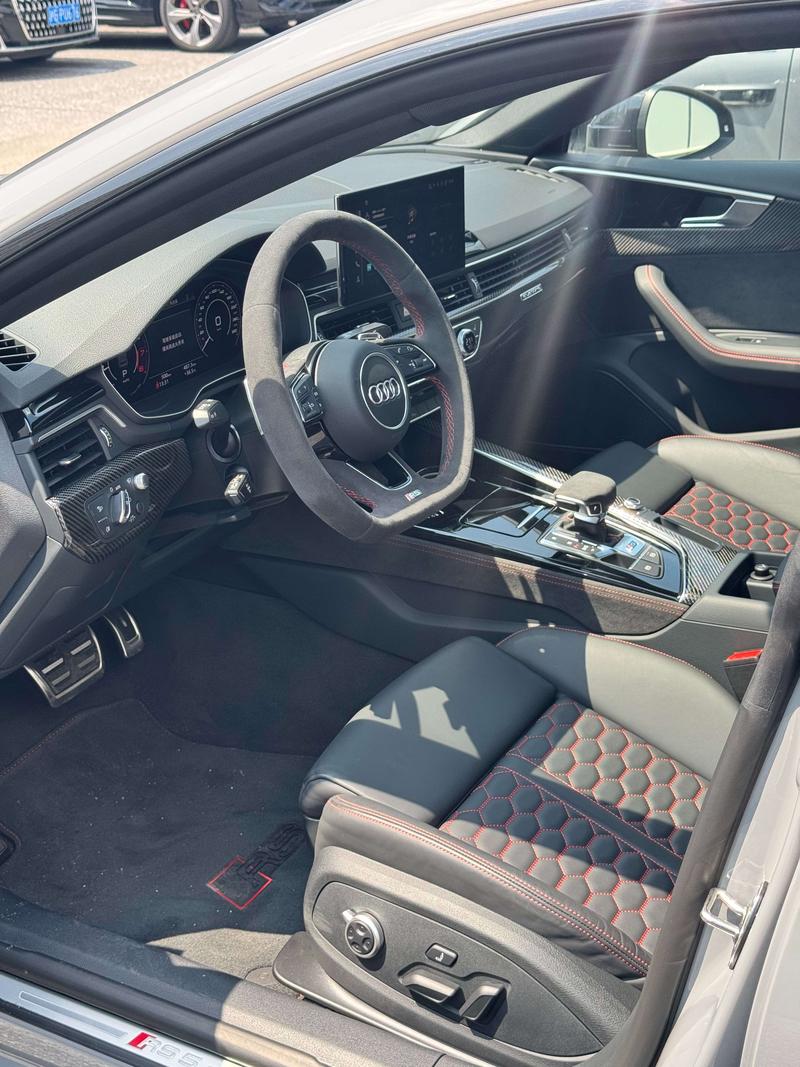 Audi RS 5, 2025 — фото 4 из 7