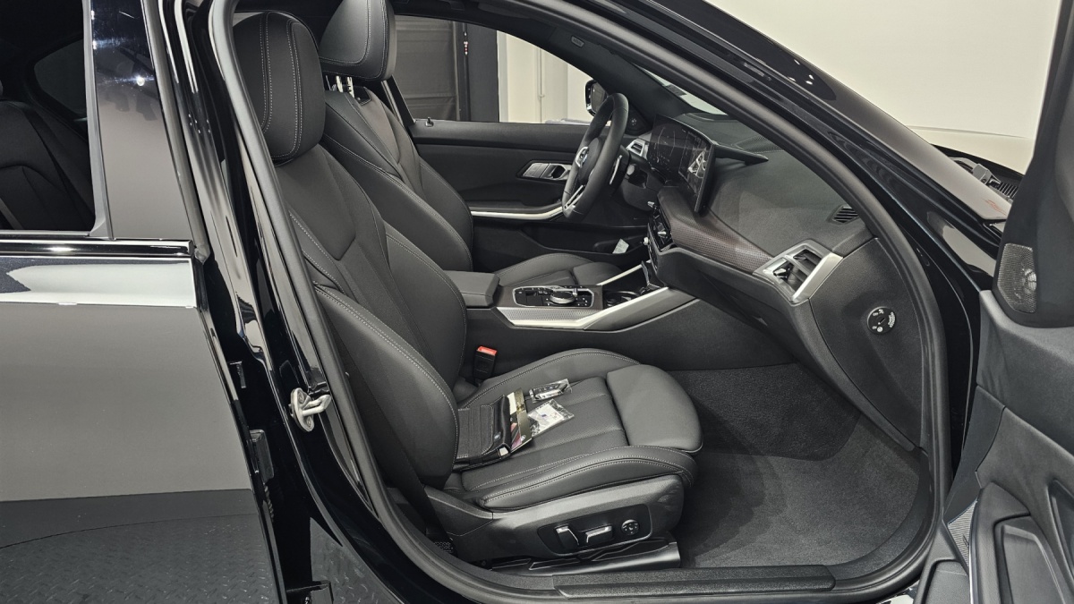 BMW 3 Series, 2025 — фото 11 из 12