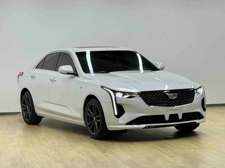 Cadillac CT4, 2023 — фото 3 из 9