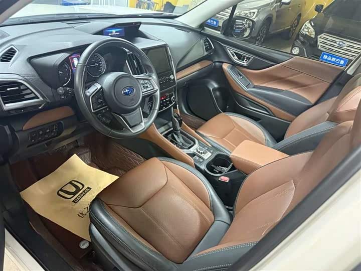 Subaru Forester, 2023 — фото 9 из 9