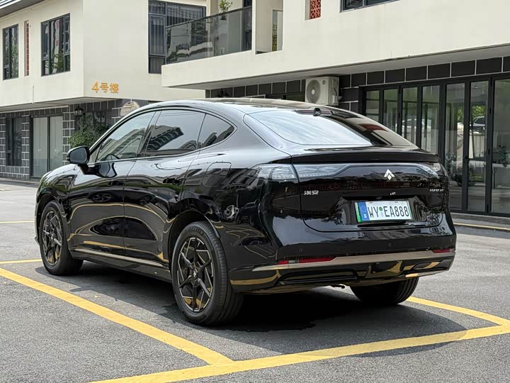 GAC Hyptec HT, 2024 — фото 8 из 9