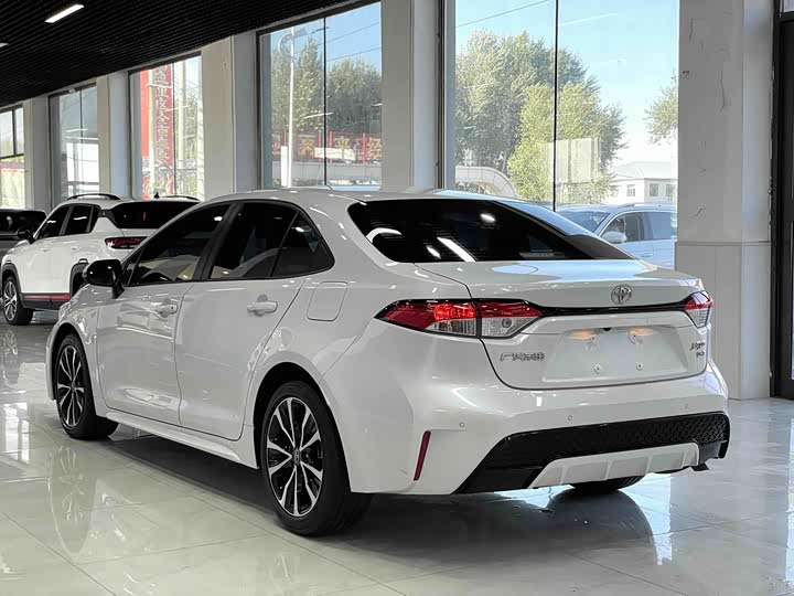 Toyota Levin, 2022 — фото 6 из 9