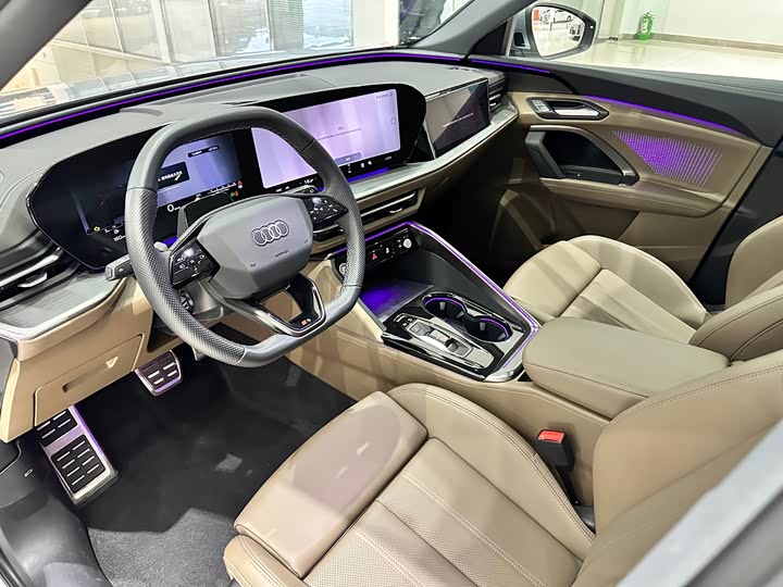 Audi Q5L, 2025 — фото 7 из 9
