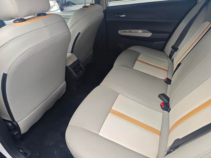 Dongfeng Aeolus E70, 2022 — фото 8 из 9