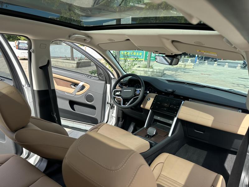 Land Rover Discovery Sport, 2024 — фото 7 из 11