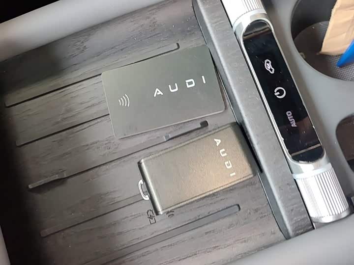 Audi × SAIC E5 Sportback, 2025 — фото 9 из 9