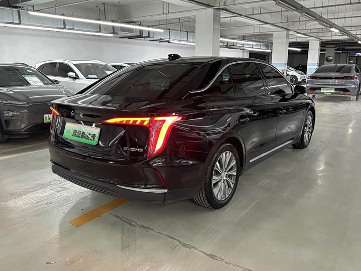 Hongqi E-QM5, 2024 — фото 6 из 9
